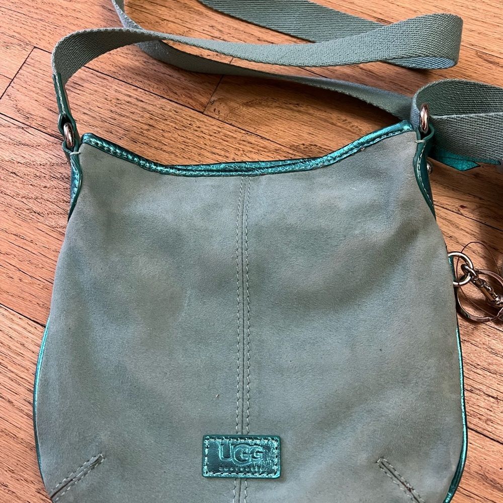 Ugg crossbody shearling and suede bag - Picture 4 of 10
